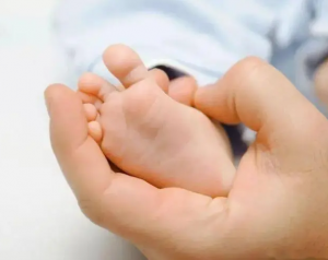 高龄女性试管婴儿会加速卵巢早衰吗？ 医生回答…