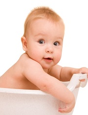 乳糖不耐受的症状表现？新生儿不拉大便肚子鼓鼓的？